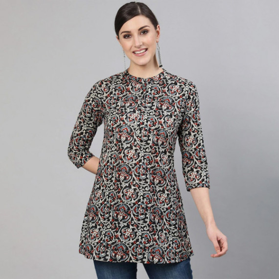 http://13.233.79.61/products/women-black-maroon-abstract-printed-tunic