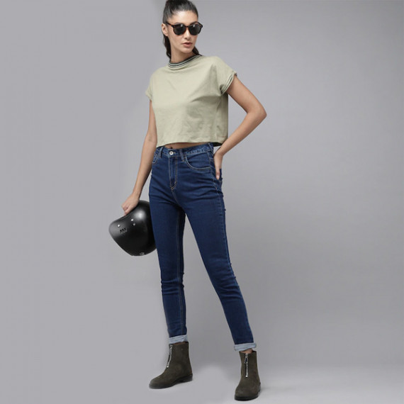 http://13.233.79.61/products/women-blue-skinny-fit-mid-rise-clean-look-stretchable-cropped-jeans