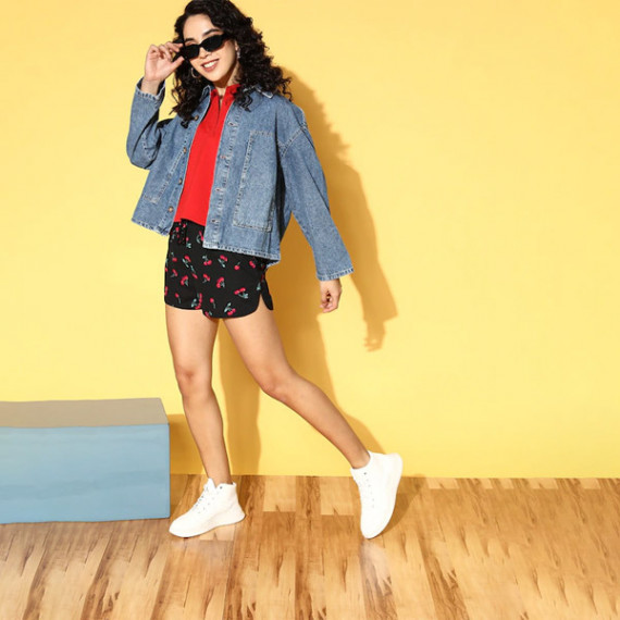 http://13.233.79.61/products/women-black-conversational-vacay-attire