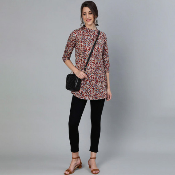http://13.233.79.61/products/womens-maroon-cream-coloured-printed-tunic
