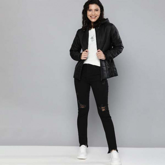 http://13.233.79.61/products/women-skinny-fit-high-rise-jeans