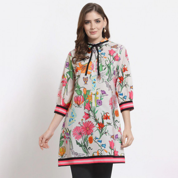 http://13.233.79.61/products/women-white-tunics