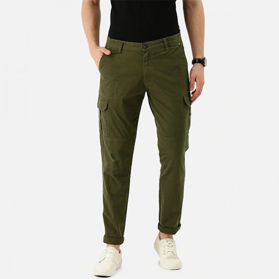 http://13.233.79.61/products/men-olive-slim-fit-pure-cotton-cargos-trousers