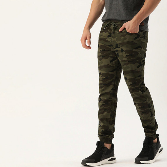 http://13.233.79.61/products/men-olive-green-camouflage-printed-slim-fit-joggers-trousers