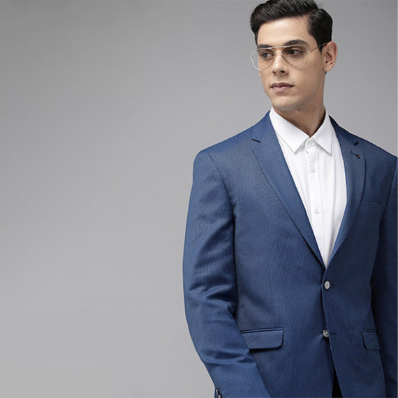 http://13.233.79.61/products/men-blue-self-design-slim-fit-single-breasted-formal-blazer