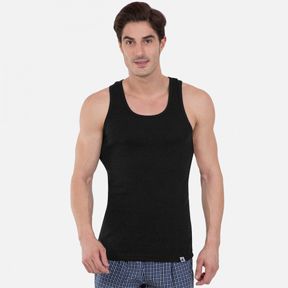 http://13.233.79.61/products/men-black-solid-racer-back-innerwear-vest-9922-0105
