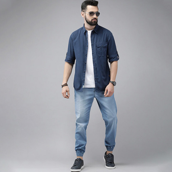 http://13.233.79.61/products/men-blue-stretchable-jogger-jeans