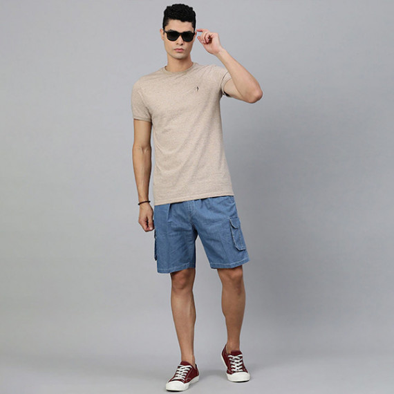 http://13.233.79.61/products/men-blue-solid-pure-cotton-cargo-shorts