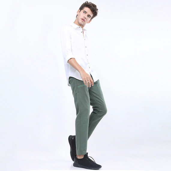 http://13.233.79.61/products/men-green-cargos-trousers
