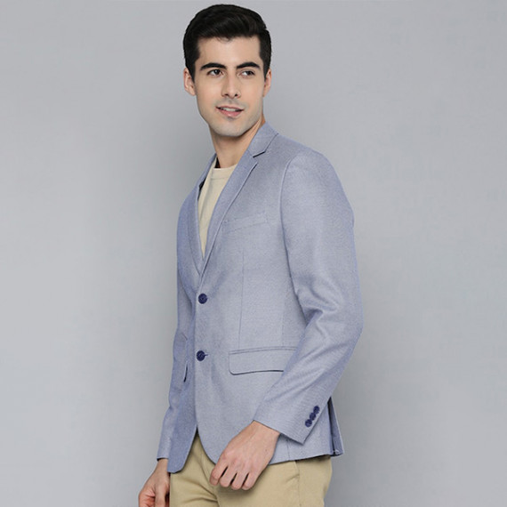 http://13.233.79.61/products/men-blue-self-design-textured-regular-fit-smart-casual-blazer