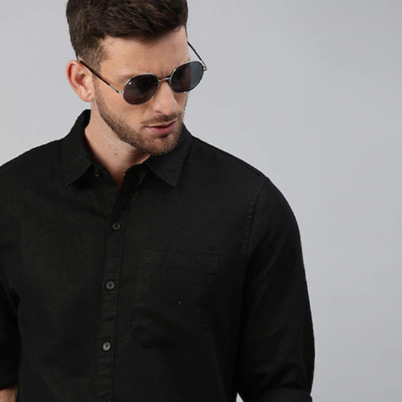 http://13.233.79.61/products/men-black-slim-fit-cotton-casual-shirt