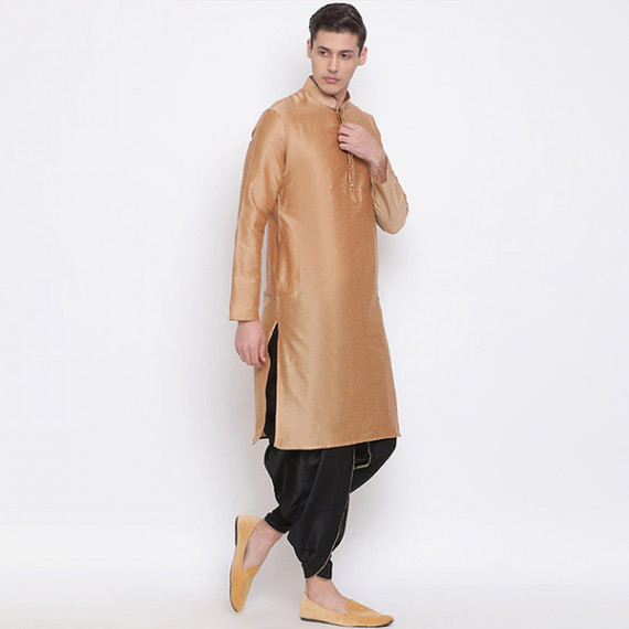 http://13.233.79.61/products/men-black-solid-dhoti-pants