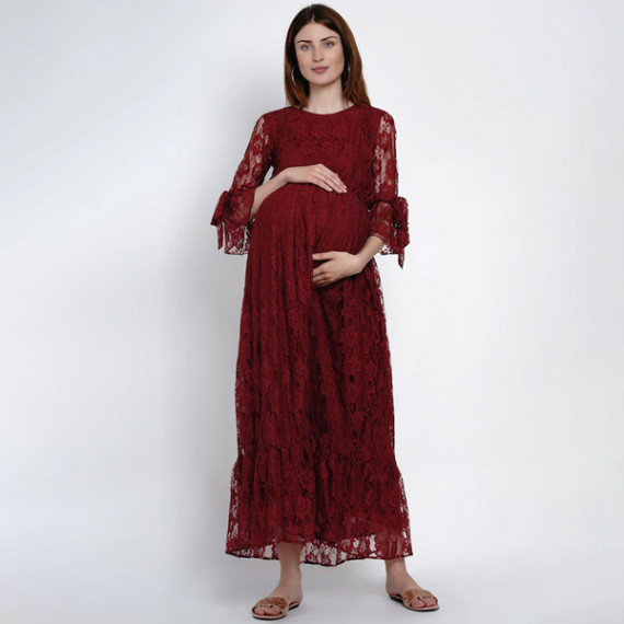 http://13.233.79.61/products/women-maroon-maternity-self-design-maxi-dress